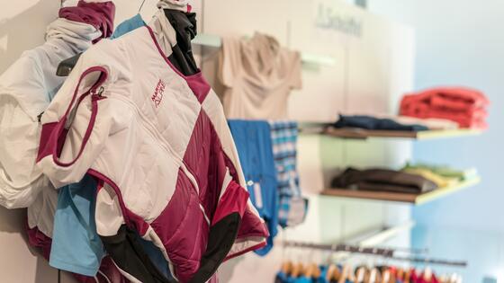 Sports fashion at Scheiber Sport Shop S5 in Obergurgl | © Scheiber Sport