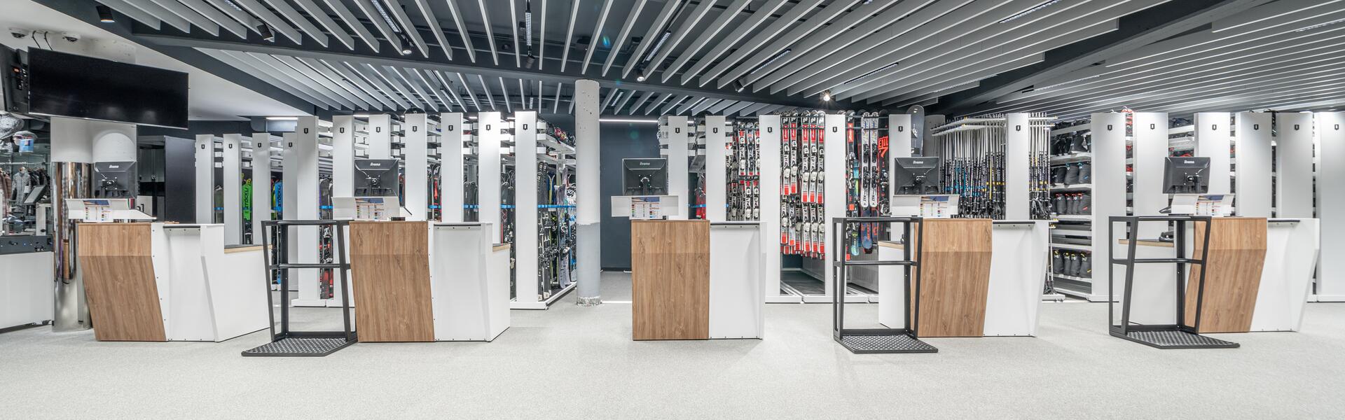 Skiverleih im Geschäft