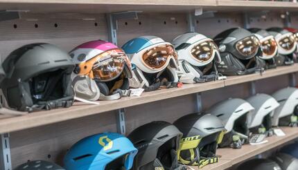 Wide range of protective equipment for your security | © Scheiber Sport
