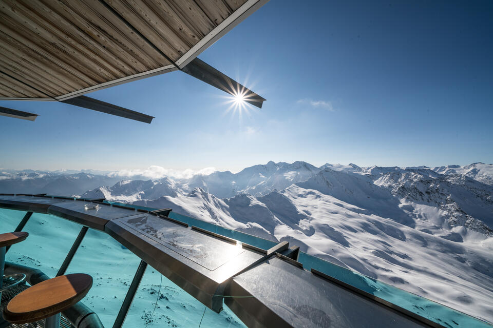 Umbrella bar at 3000m sea level in Obergurgl-Hochgurgl  | © Scheiber Sport